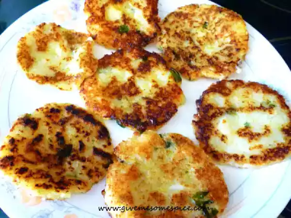Recipe Farari potato and topiaco pattis
