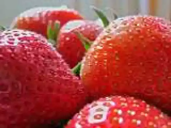 Recipe Strawberry Peach Cocktail