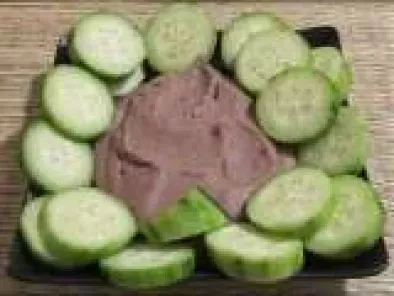 Jacob's Cattle Bean Dip with Cucumbers