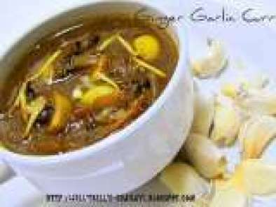 Inji Poondu Kuzhambu / Ginger garlic curry