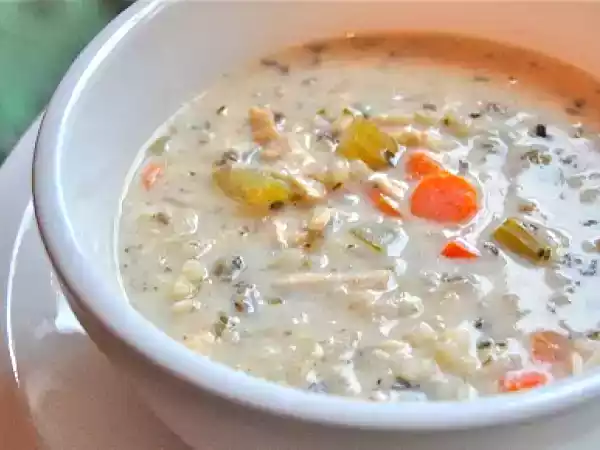 Recipe Slow cooker creamy chicken and wild rice soup