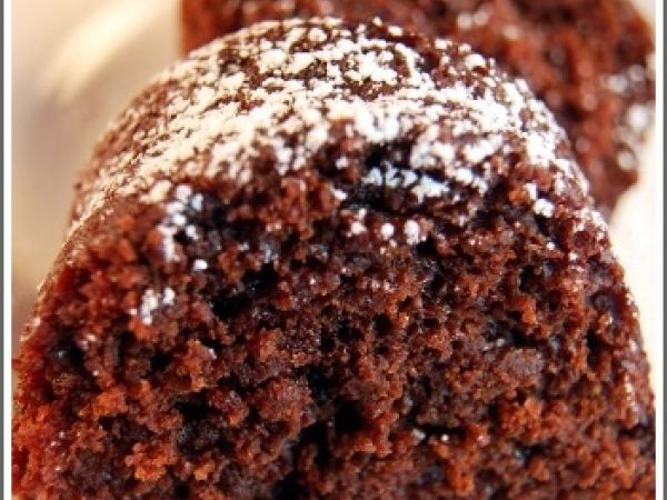 Recipe Snowball cake, (vegan chocolate applesauce cake)