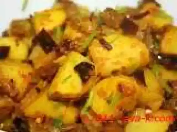 Recipe Potatoes With Dried Chillies (Indian Style)
