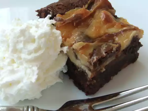 Recipe Dark shadows baileys chocolate cheesecake brownies