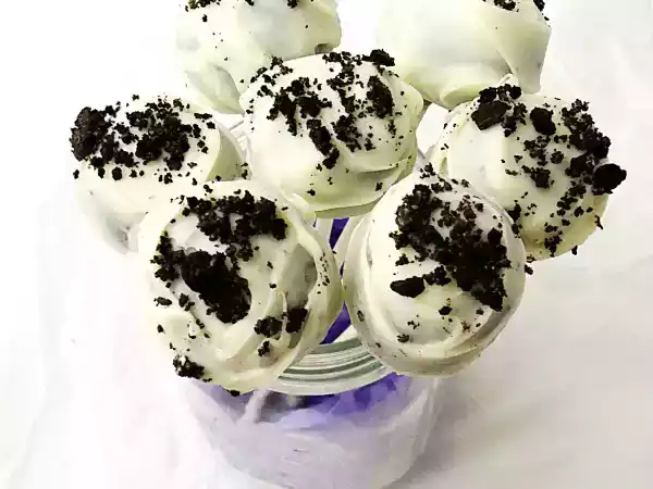 Recipe Oreo cheesecake pops