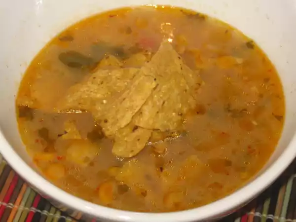 Recipe Spicy corn and crab soup with crispy tortilla strips