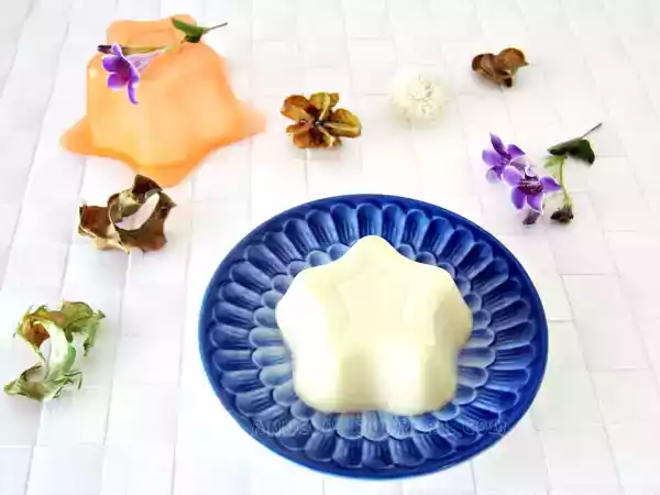 Recipe Durian panna cotta