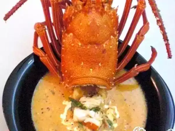 Recipe Classic lobster bisque