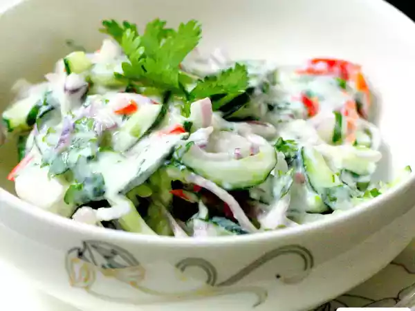Recipe Cucumber and yoghurt salad