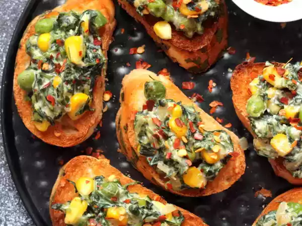 Recipe Methi makai matar malai (sweet corn n peas in creamy fenugreek curry)