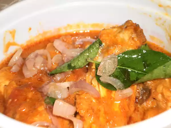 Recipe Chicken baffad curry recipe with coconut milk and roasted spices