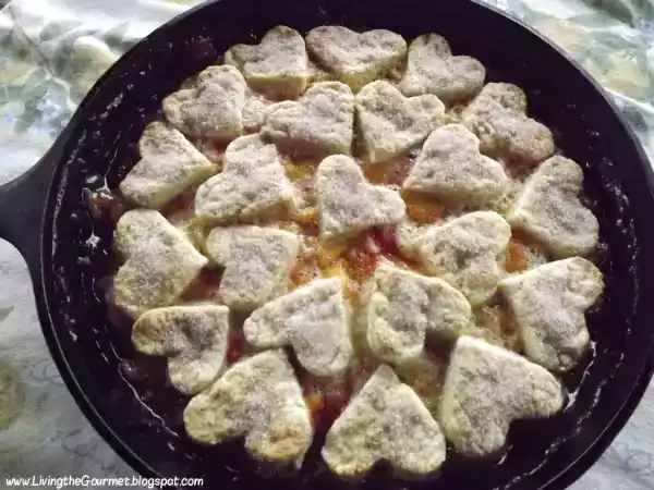 Recipe Peach and strawberry cobbler