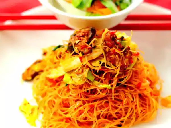 Recipe Vegetarian fried mee hoon (chinese style)