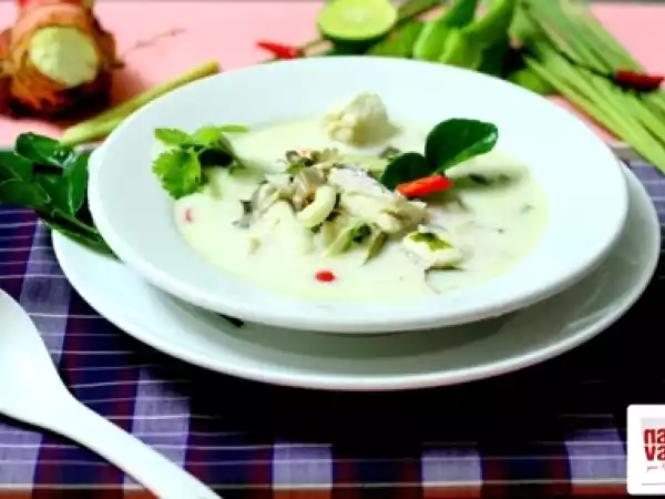 Recipe Tom yum goong (coconut milk fish tom yum soup)