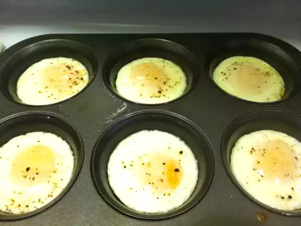 Recipe Baked eggs (in a muffin tin)