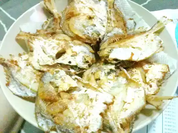 Recipe Fried baby pomfret - great fish snack