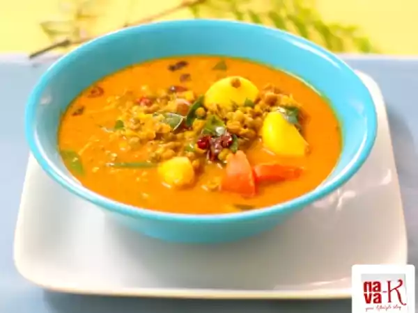 Recipe Pachai payaru kulambu (green moong dal curry)