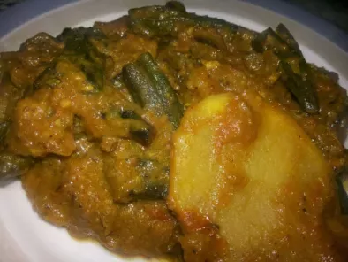 Recipe Bhindi Aloo Tawa fry masala(okra and potatoes in a tangy indian gravy)