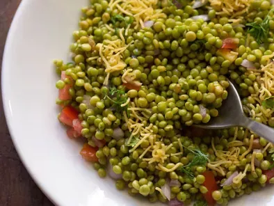 Hurda bhel recipe, tender jowar or sorghum bhel recipe | bhel recipes