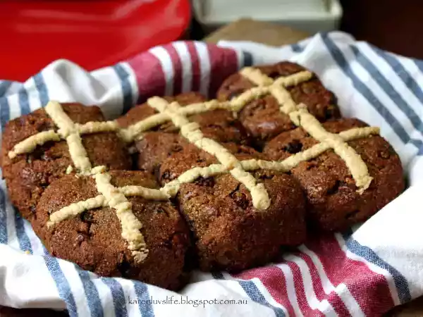 Recipe Quick and easy grain free easter buns