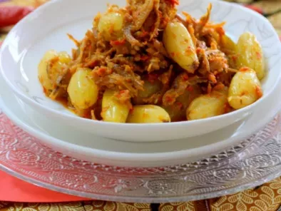 Recipe Ikan bilis (anchovies) sambal with belimbing