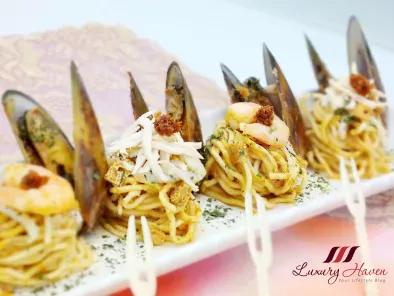 Recipe Singapore dry laksa noodles, a great party treat !