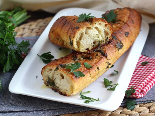 Recipe Garlic bread - video recipe !