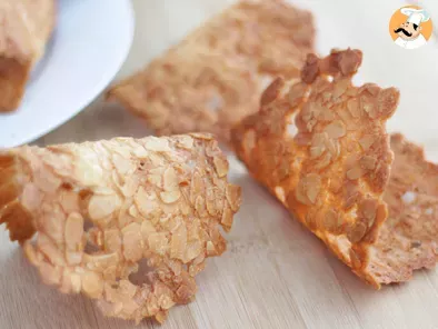 Recipe Almonds tuiles - video recipe !