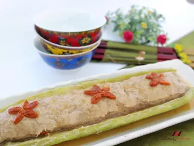 Recipe Healthy stuffed bitter gourd boat with minced pork