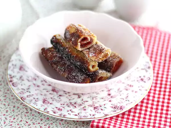 Recipe Bread wraps with jam