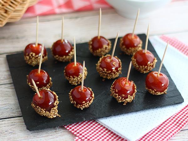 Recipe Caramelized cherry tomatoes with sesame seeds