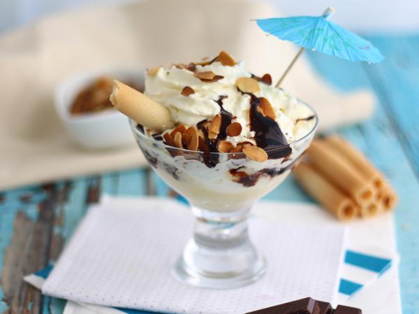 Recipe Dame blanche, a sweet ice cream