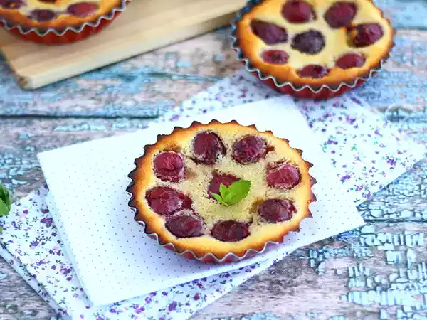 Recipe Mini cherry clafoutis, gluten-free dessert