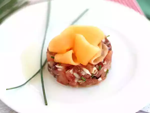 Recipe Cantaloupe and prosciutto tartare