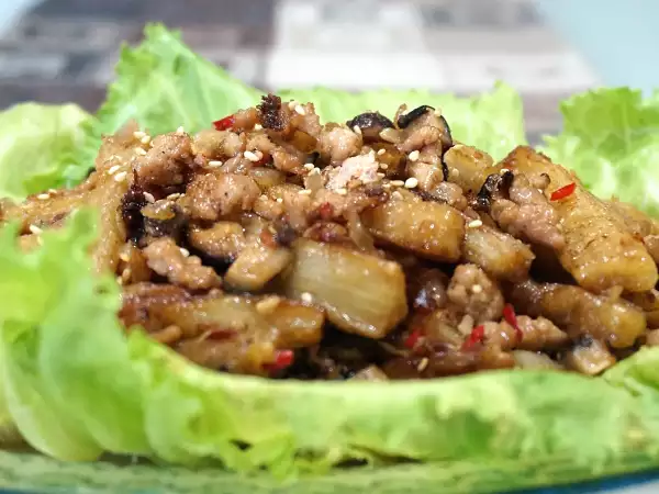 Recipe Spicy brinjal fries with minced pork