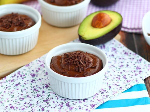 Recipe Vegan chocolate custard with avocado