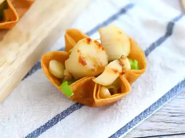 Recipe Crispy scallops in filo pastry