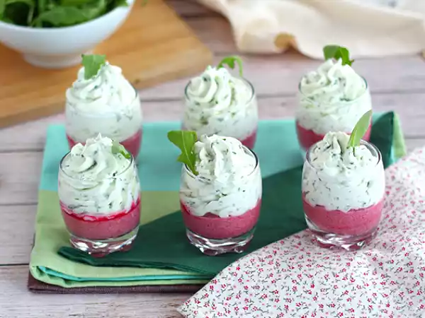 Recipe Beetroot and arugula mousse verrines