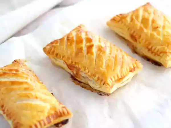Recipe Ham and cheese pastries