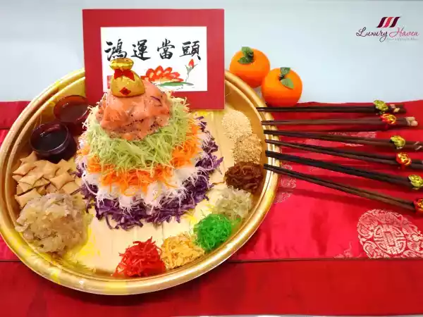 Recipe Cny multi-coloured smoked salmon yu sheng