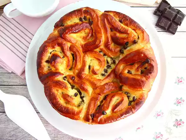 Recipe Chinese brioche filled with vanilla custard and chocolate chips