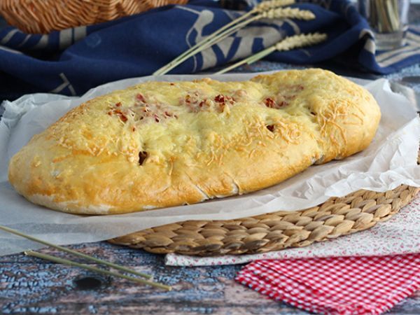 Recipe Fougasse with bacon and onions