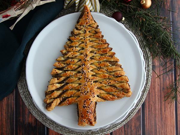 Recipe Tapenade stuffed christmas tree