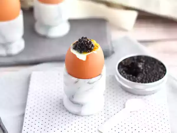 Recipe Soft-boiled eggs with caviar