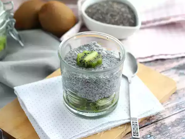 Recipe Chia seed pudding with kiwi