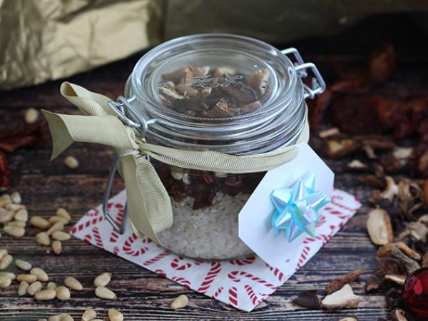 Recipe Risotto kit with sun dried tomatoes, mushrooms and pines