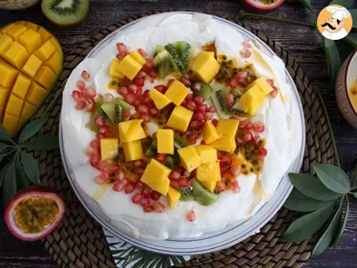 Recipe Pavlova with exotic fruits