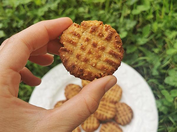 Recipe Peanut butter cookies - 4 ingredients - no added sugars