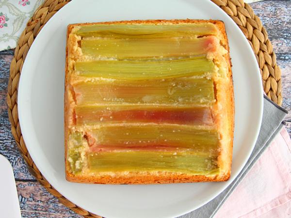 Recipe Rhubarb cake