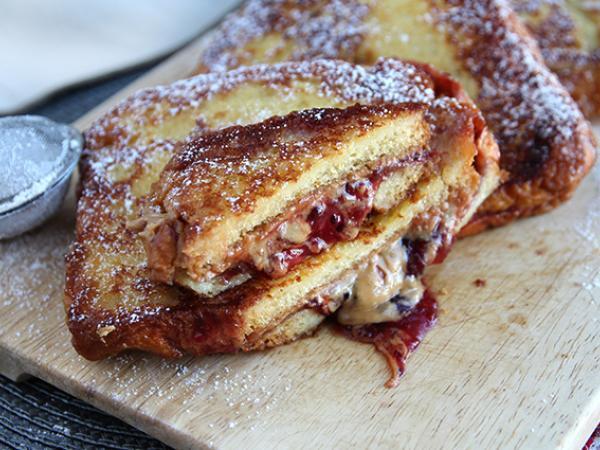 Recipe Peanut butter and jelly french toasts